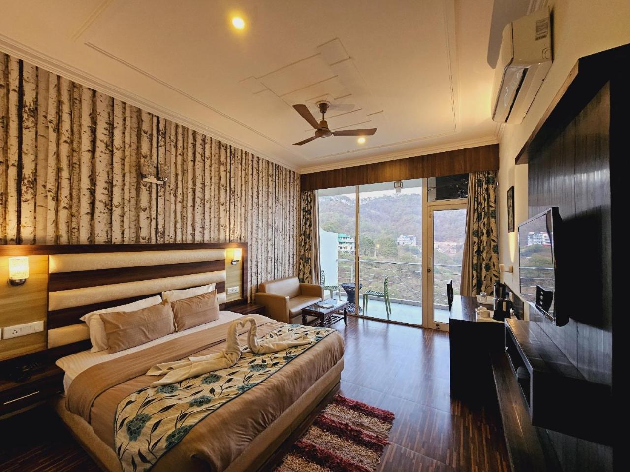 Hotel Kasauli View !! Balcony Rooms ! Terrace ! Restaurant ! Main Highway ! Garden !! Εξωτερικό φωτογραφία
